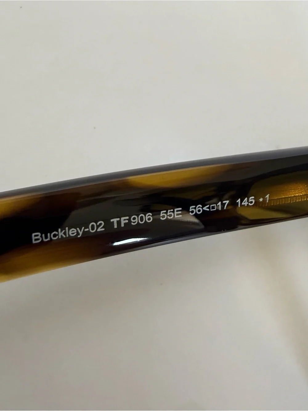 NEW!!! Tom Ford men sunglasses Buckley 02 TF906 55E Authentic